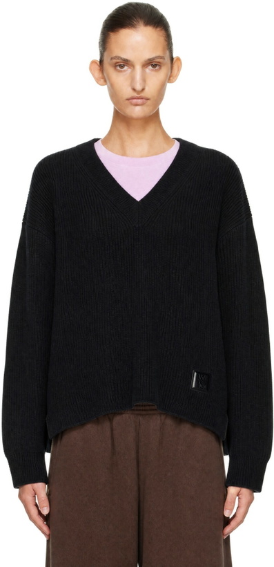 Photo: WOOYOUNGMI Black Knit Wool V-Neck Sweater