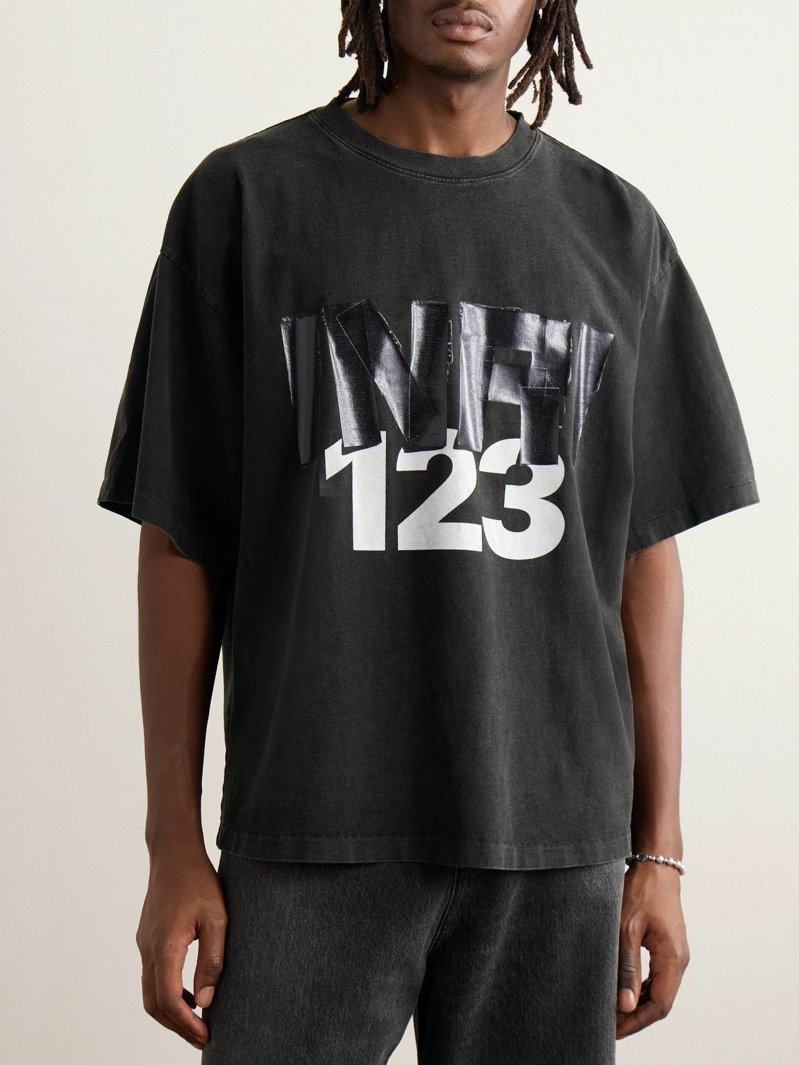 Tシャツ・カットソー RRR123 SS25 T-shirts (INRI LS05 VBLK) RRR123 - Inri Oversized Logo-Print Cotton-Jersey T-Shirt