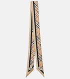 Burberry Burberry Check silk scarf