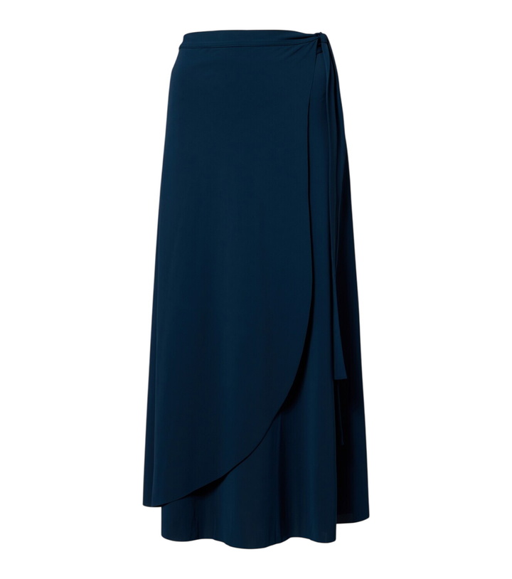 Photo: Eres Julieta midi skirt