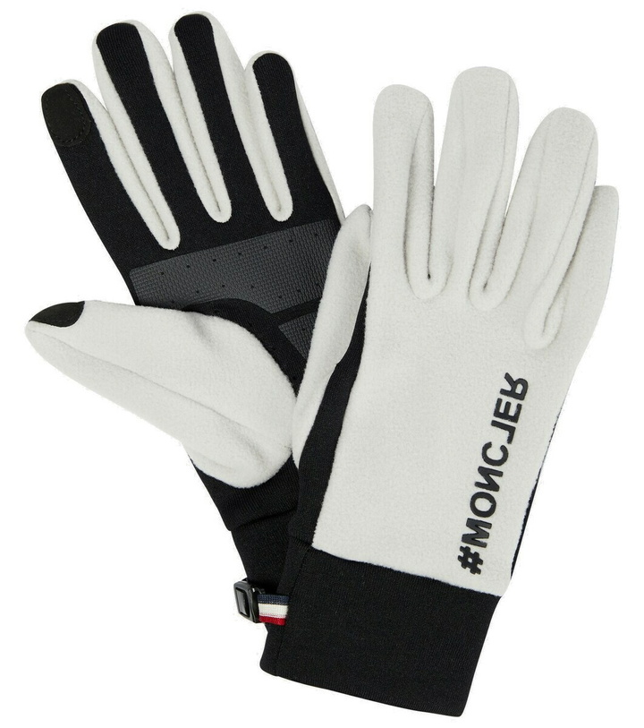 Photo: Moncler Fleece gloves