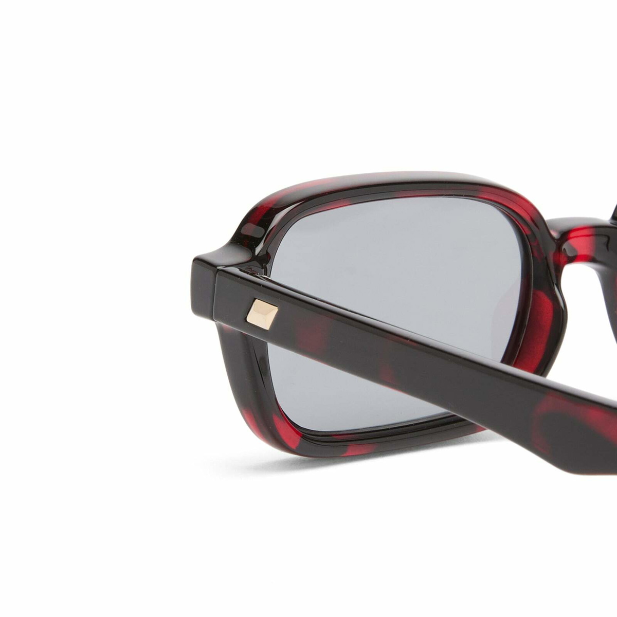 Le Specs Pilferer Sunglasses in Cherry Tort/Smoke Tint 