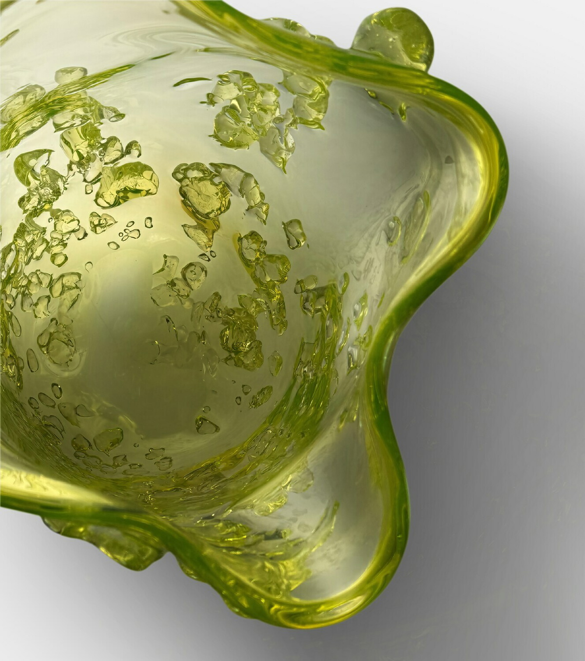 Alexa Lixfeld Stardust glass vase