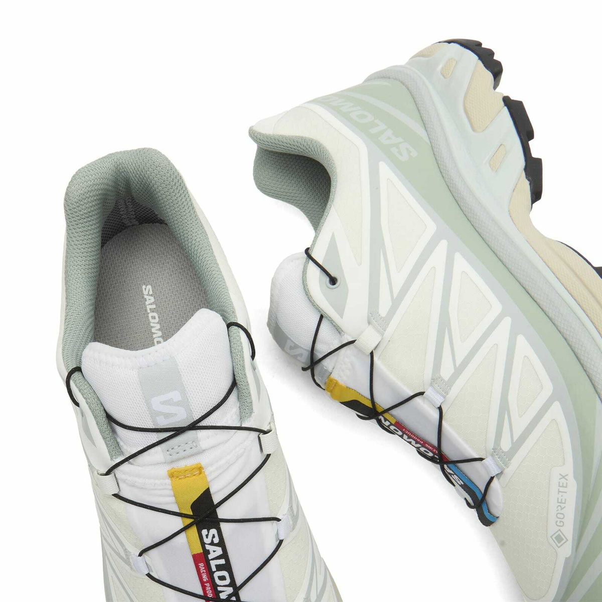 Salomon XT-6 GTX Sneaker in White/Green Milieu/Ice Flow