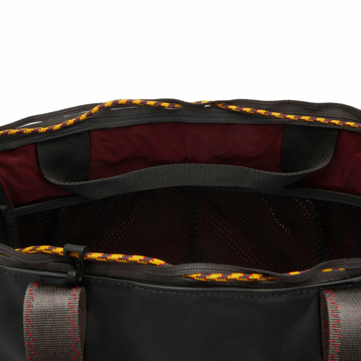 Klättermusen Men's Eljudner 25L Tote in Raven 