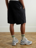 Folk - Wide-Leg Pleated Cotton-Seersucker Shorts - Black