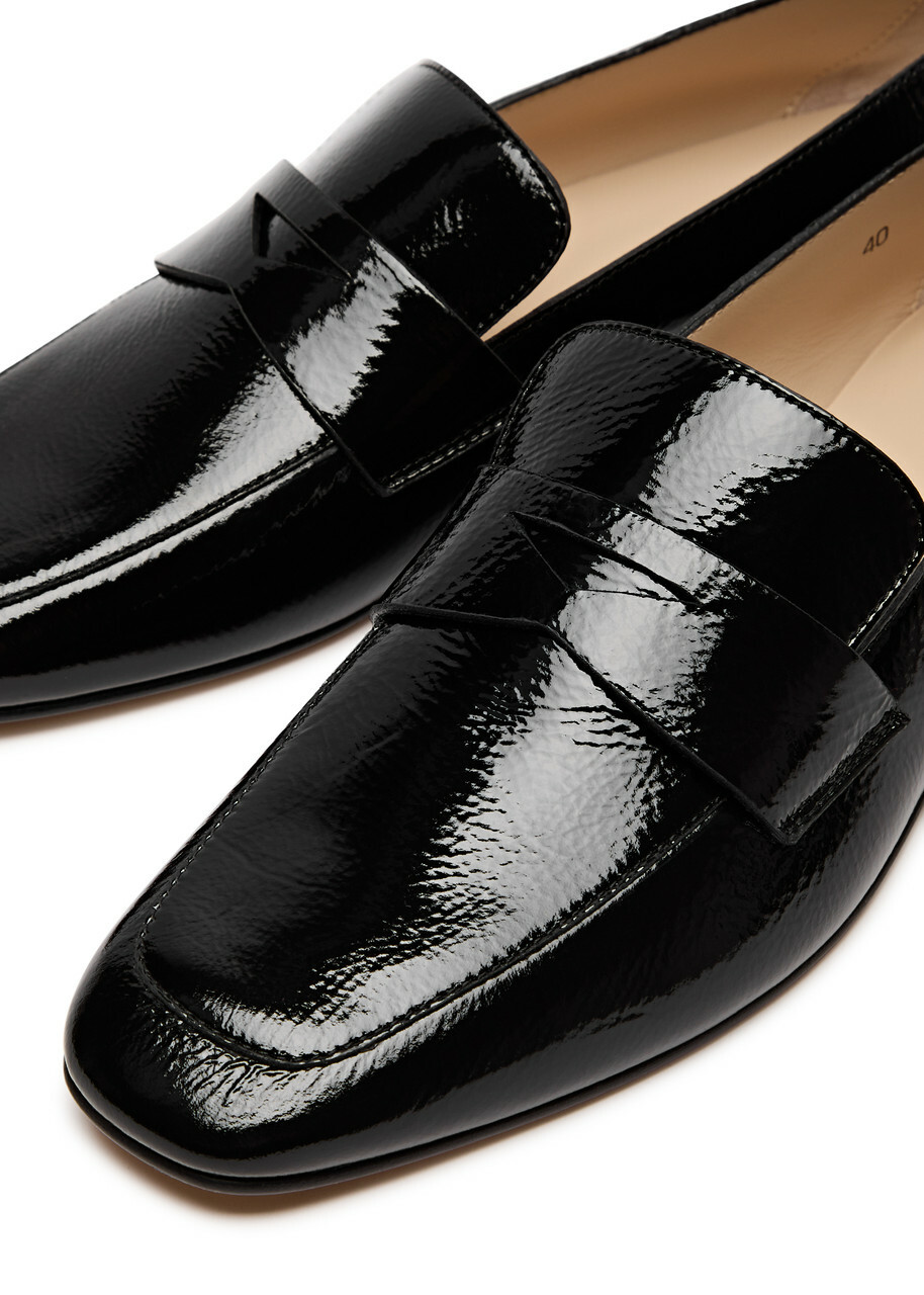 【関税込み】Le Monde Beryl ブラック ソフト ローファー Soft Loafer / Black Placket Leather
