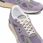 New Balance 991v2 Sneaker in Purple