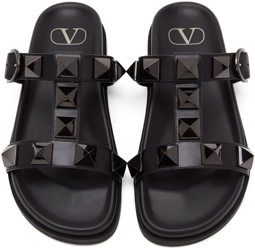 One Stud Calfskin Flat Thong Sandal for Woman in Black