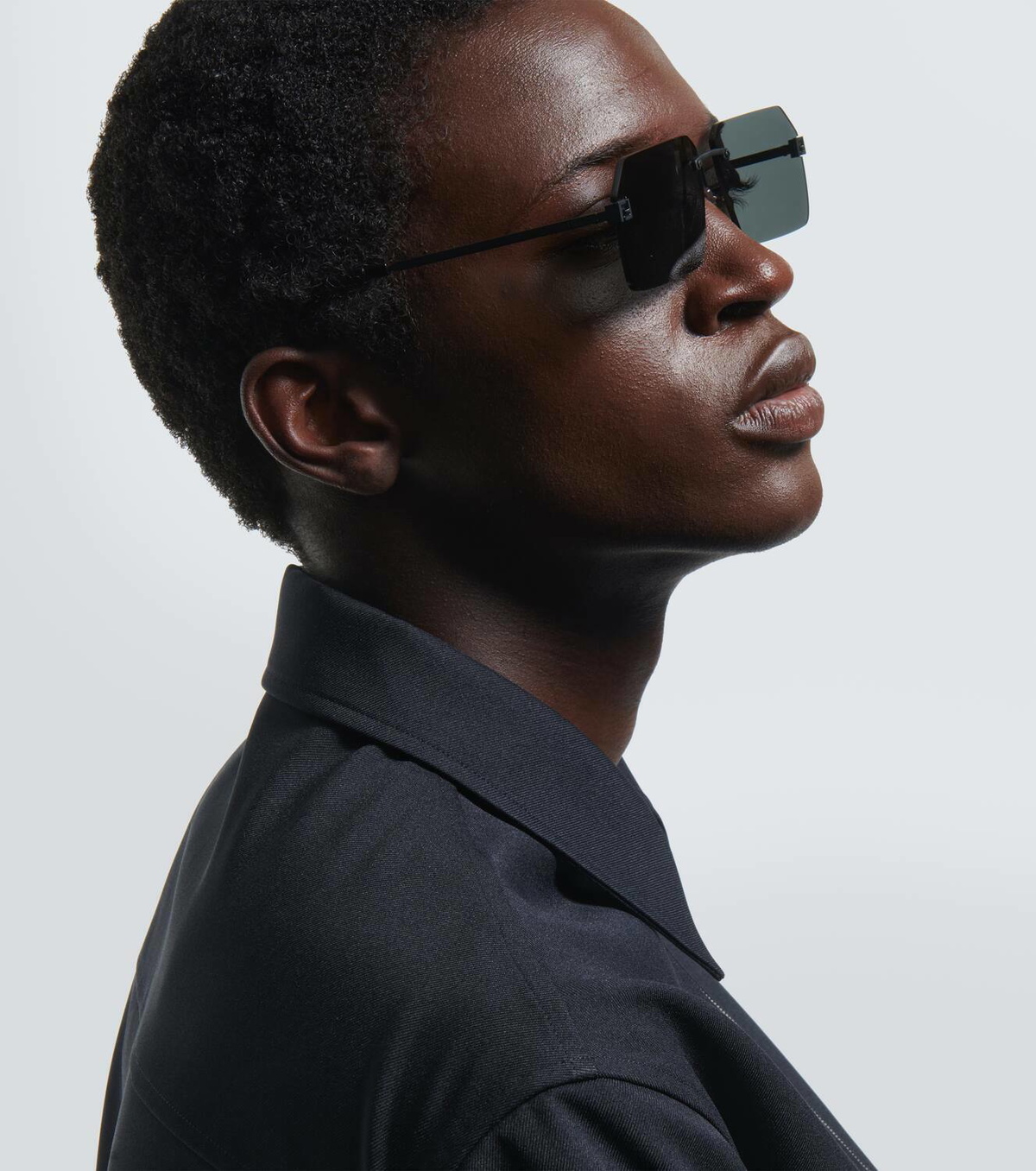FENDI スクエアフレムサンクラス FE40157I 52E Fendi Flat-Top Logo Acetate Square Sunglasses - Bergdorf Goodman