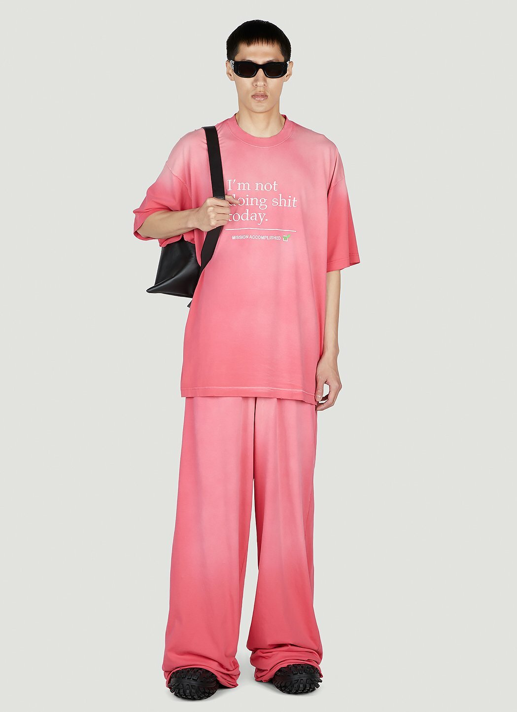 VETEMENTS Slogan T-Shirt