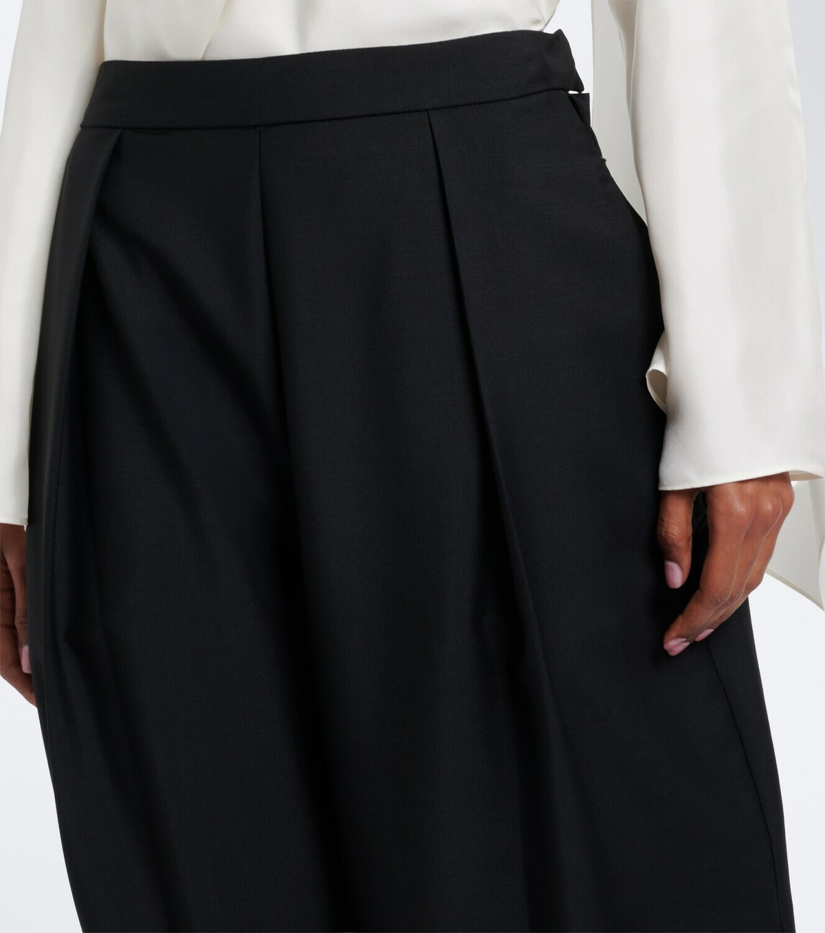 Róhe Wool and mohair barrel pants