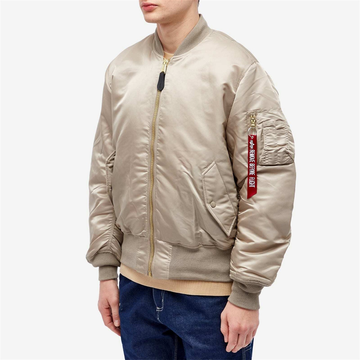 Alpha Industries Industries Classic Jacket Alpha Men\'s Sand Vintage MA-1 in