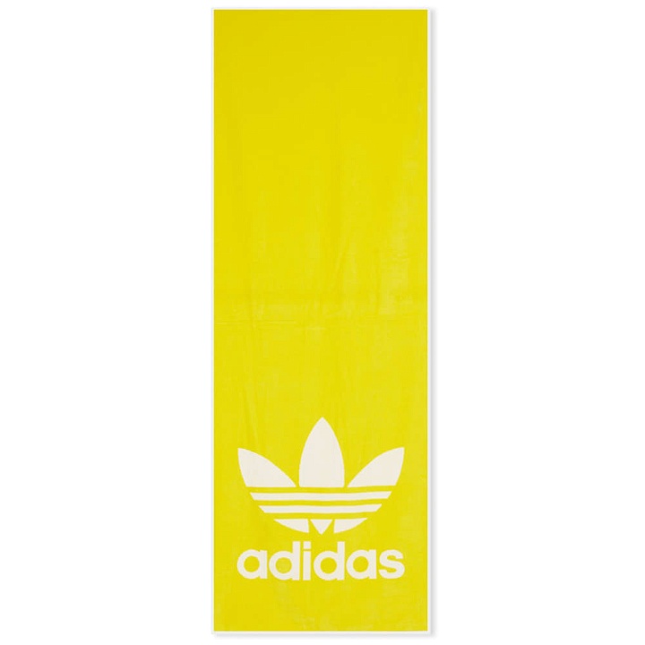 Photo: Adidas Adicolour Towel