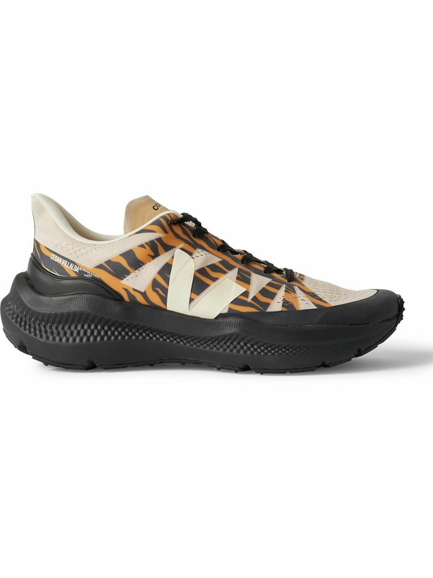 Photo: Veja - César Villalba Condor 3 Rubber and Recycled-Mesh Sneakers - Orange
