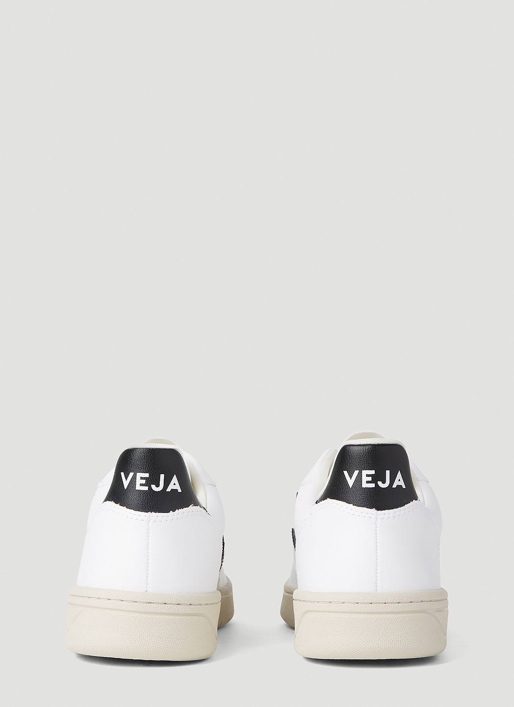Veja V-10 CWL Sneakers