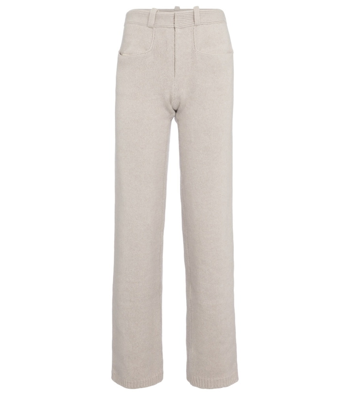 Photo: Deveaux New York - Pearl wool and cashmere pants