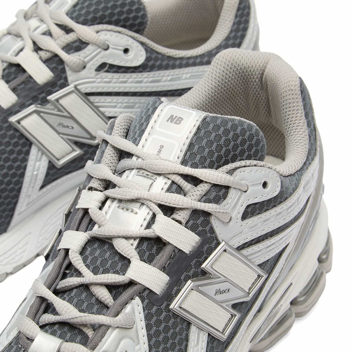 New Balance 1906R Sneaker in White