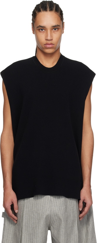 Photo: HOMME PLISSÉ ISSEY MIYAKE Black Tight Twist Cotton Knit Vest
