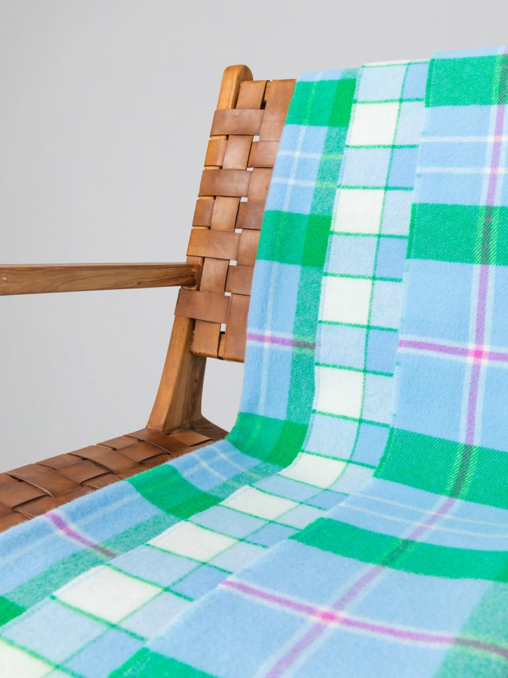 Johnstons Of Elgin Reversible Wool Throw