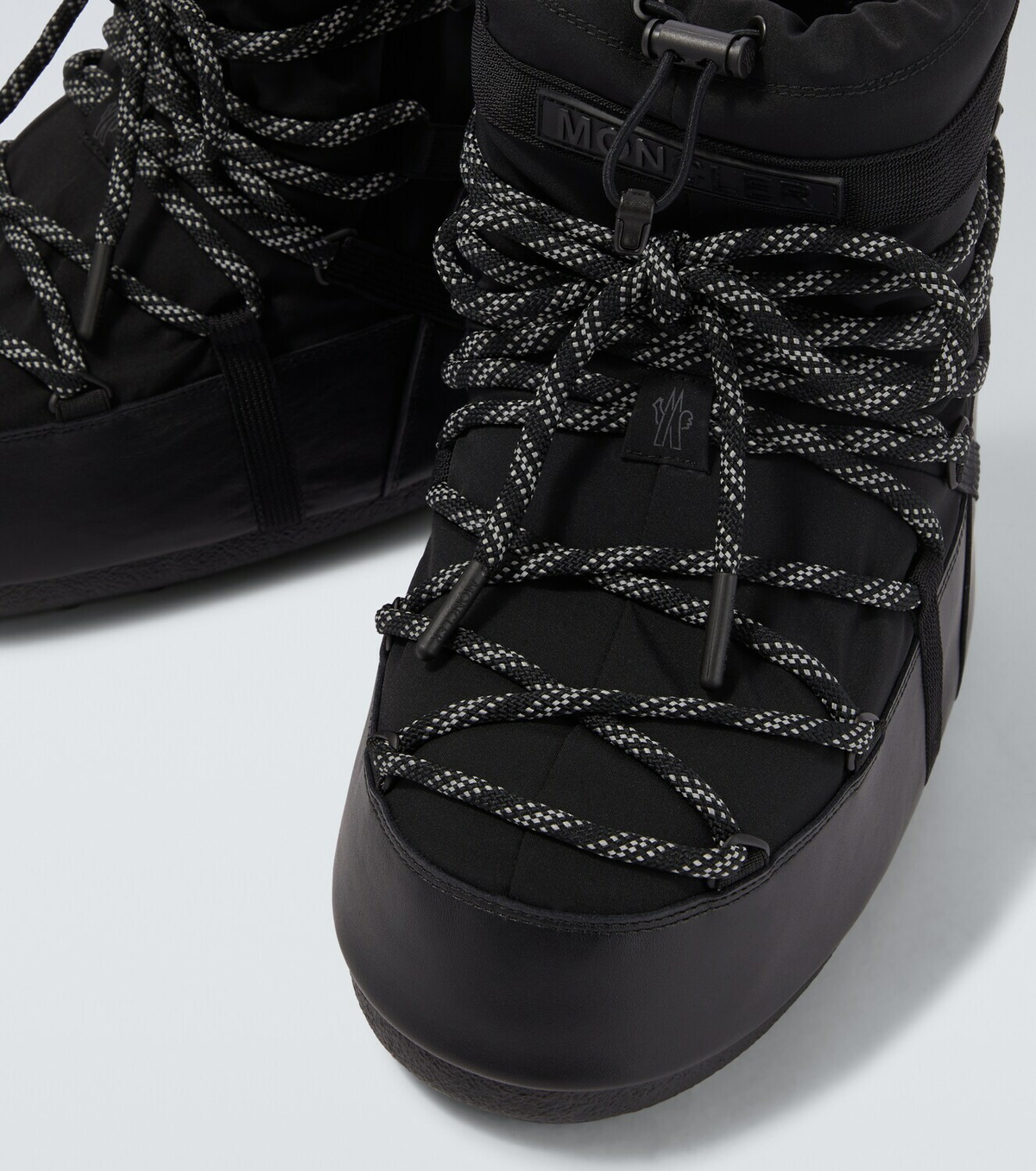 Moncler Grenoble x Moon Boot Icon Low snow boots