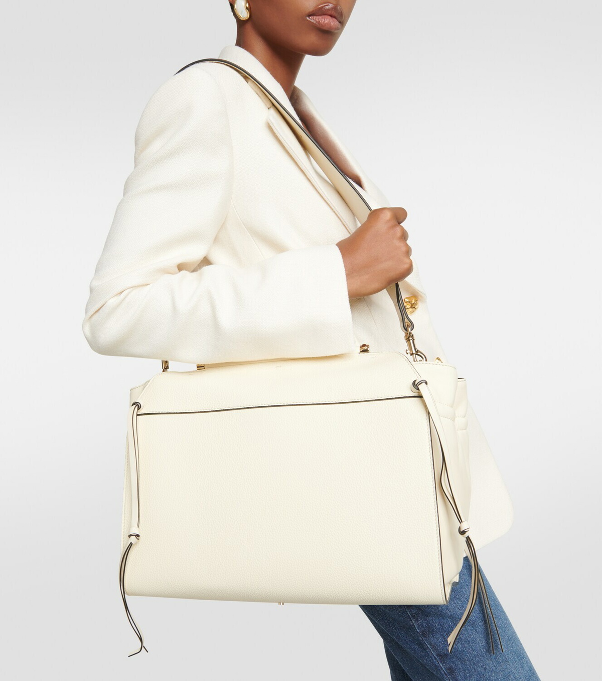 ハンドバッグ Chloe Steph Medium Grainy Leather Handbag ハンドバッグ Chloe Steph Medium Grainy Leather Handbag Chloé