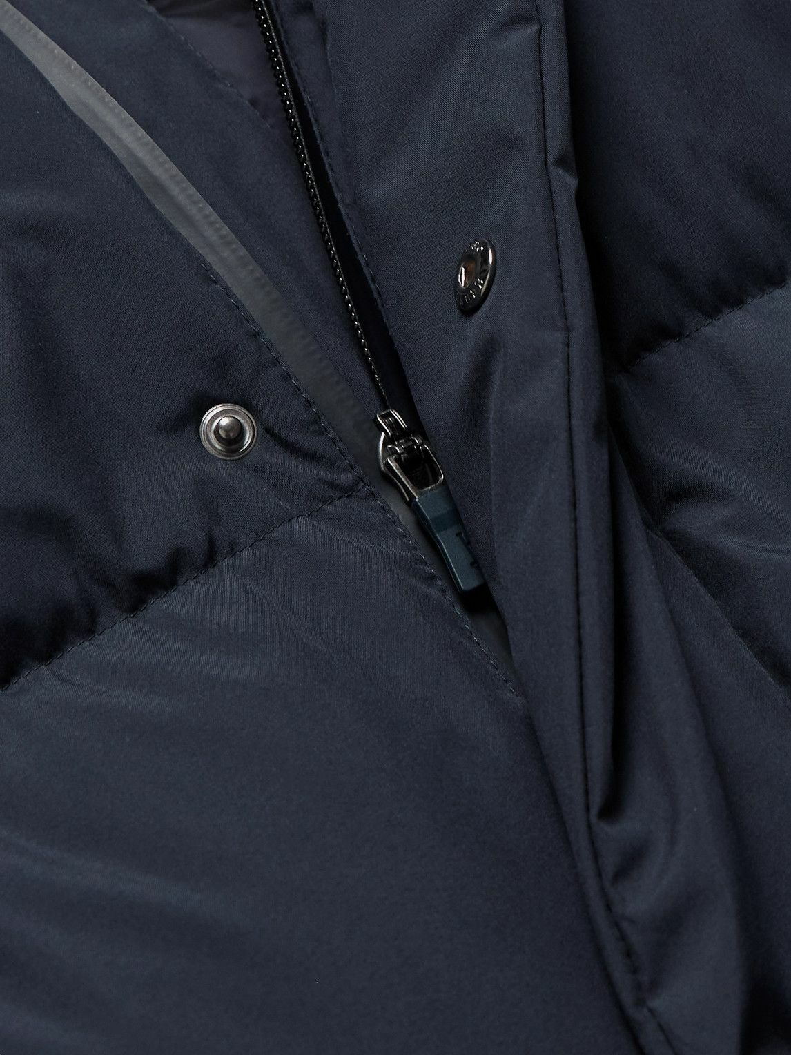 Herno GORE WINDSTOPPER ジャケット ネイビー　　　秋春 Herno GORE WINDSTOPPER ジャケット ネイビー 秋春 Herno GORE