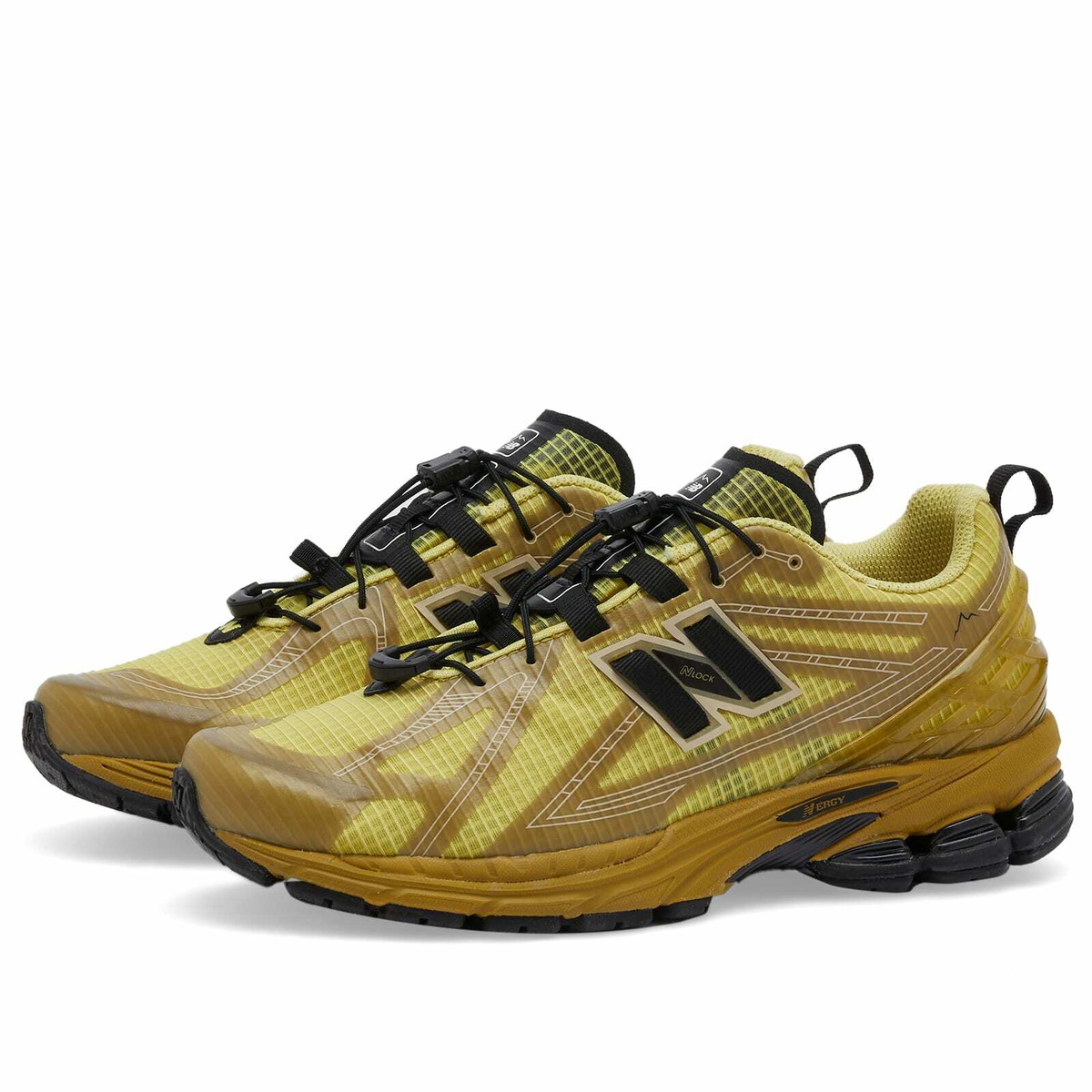 New Balance Women's X Cayl M1906RCY Sneaker in Green New Balance