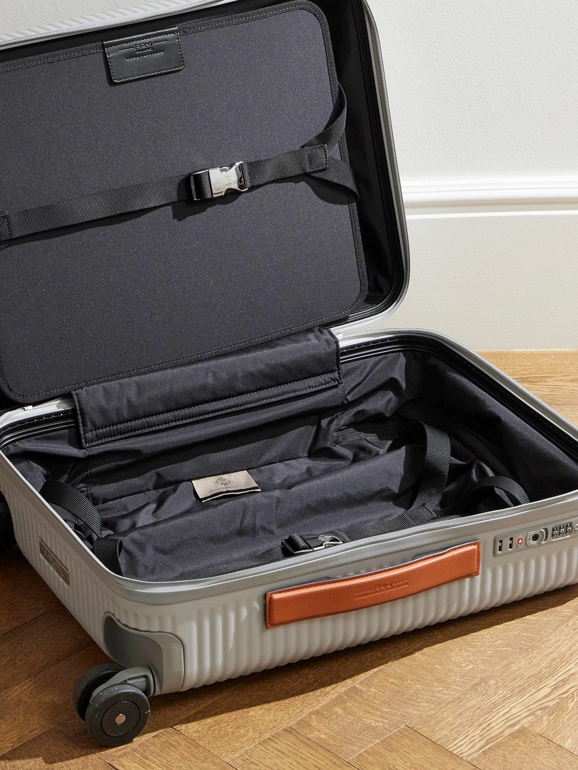 FPM Milano - Bank Zip Deluxe M 55cm Leather-Trimmed Polycarbonate Spinner Carry-On Suitcase