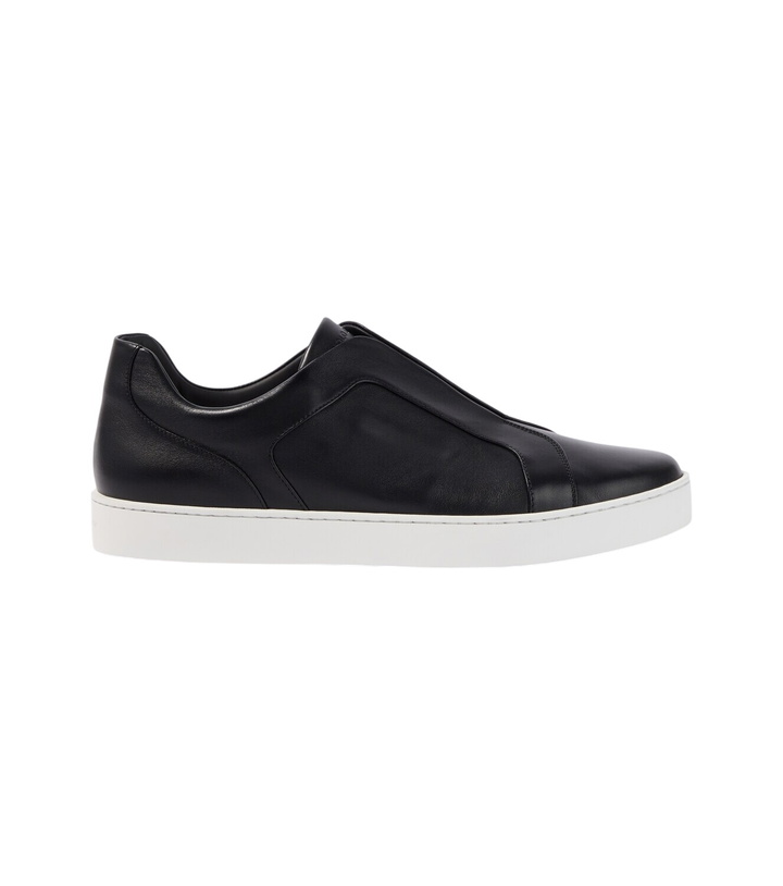 Photo: Manolo Blahnik Agilio leather sneakers