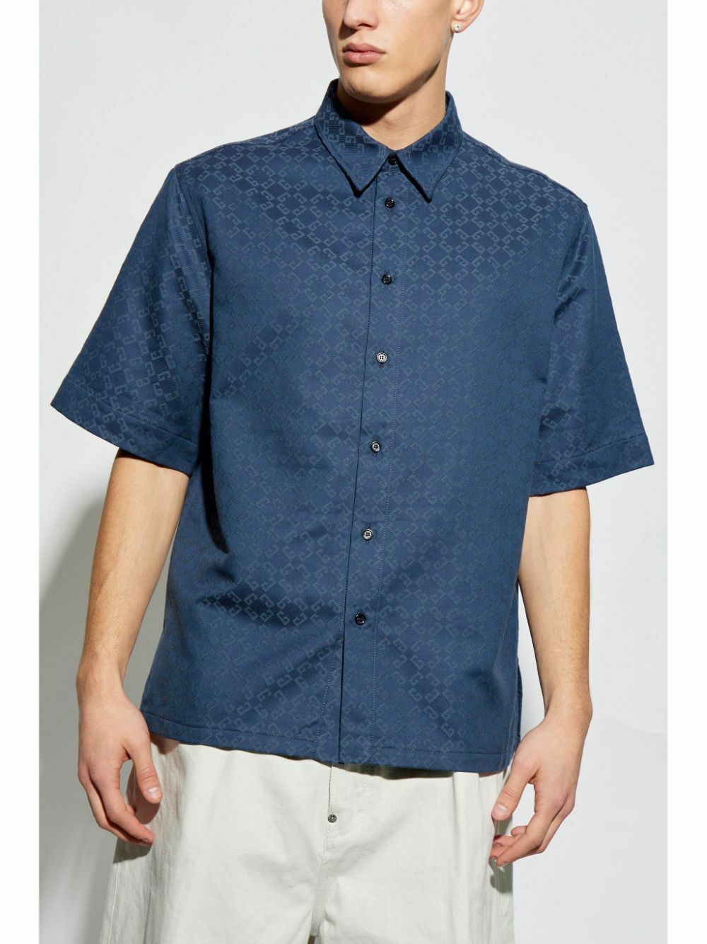 Givenchy sale Paris NWOT Mens Short Sleeve Printed Poplin Cotton Shirt. Size 39 EU.