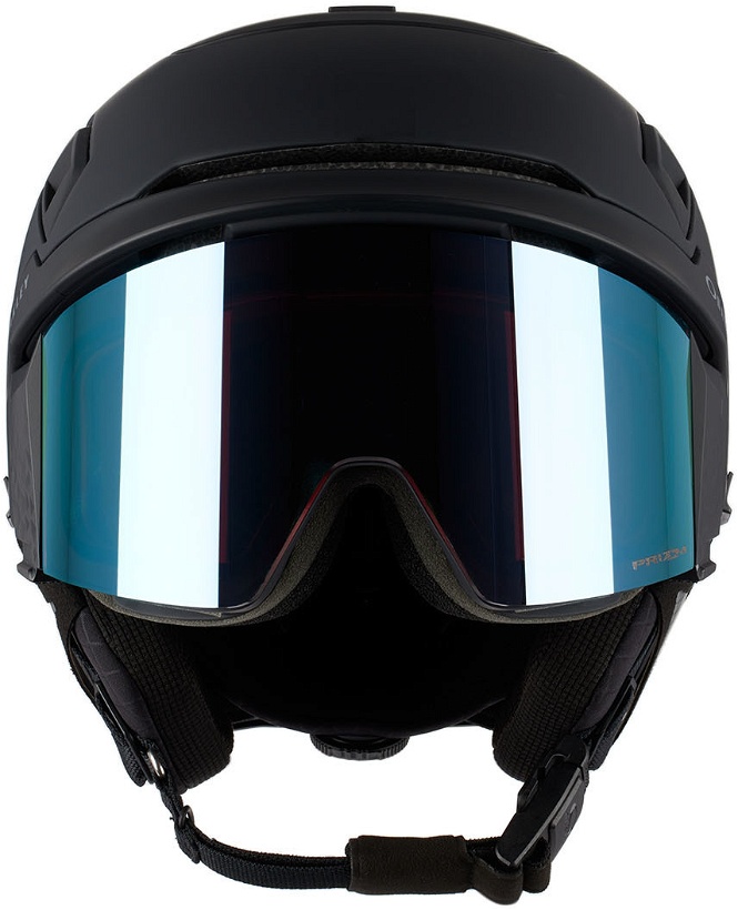 Photo: Oakley Black & Blue MOD7 Lens Snow Helmet