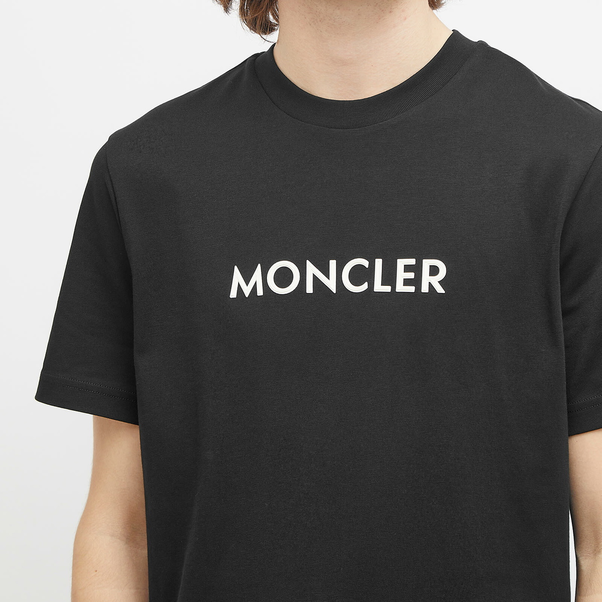 MONCLER☆ロゴデザイン Tシャツ BLACK MENS Moncler Men's Text Logo T-Shirt in Black Moncler
