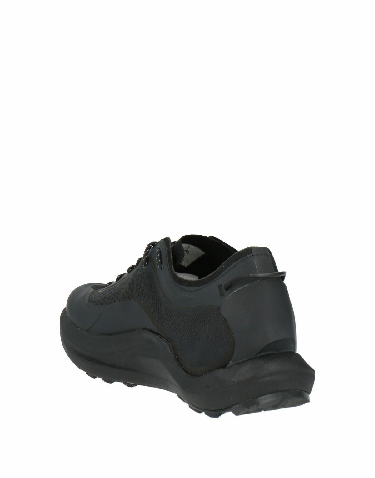 Roa Womens Sneakers in Black