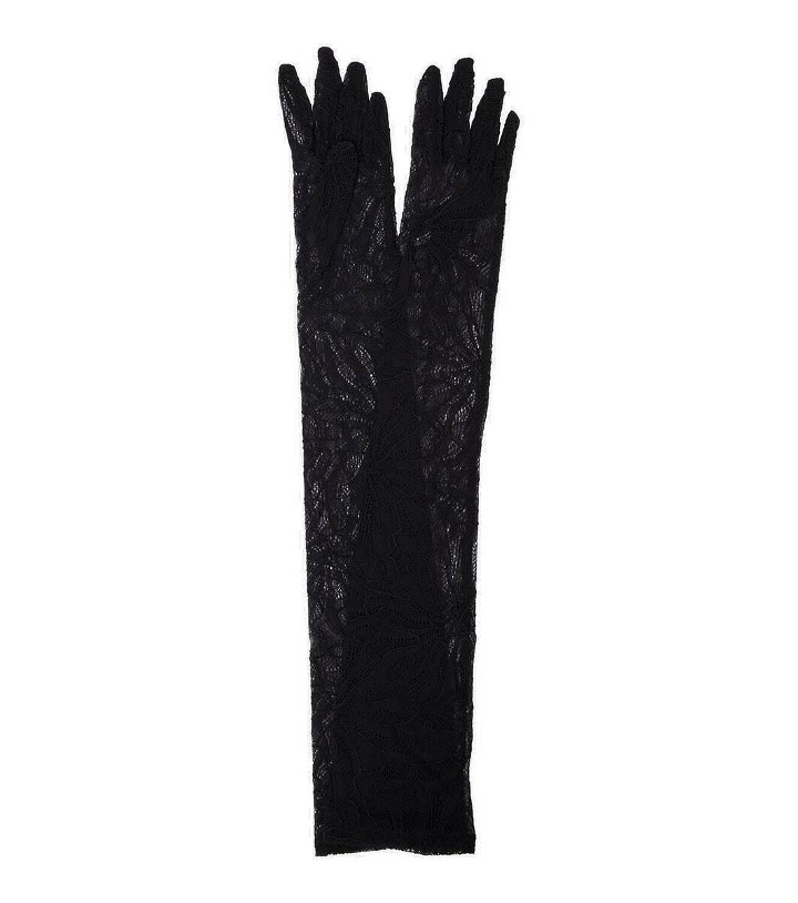 Photo: Dolce&Gabbana Lace gloves