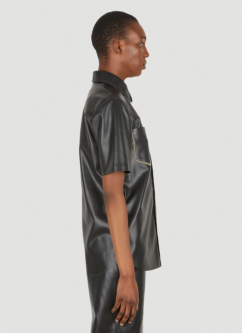 Tシャツ・カットソー nanushka Black synthetic leather Mikael top Mikael - Draped Okobor™ Alt-Leather Top - Black – Nanushka