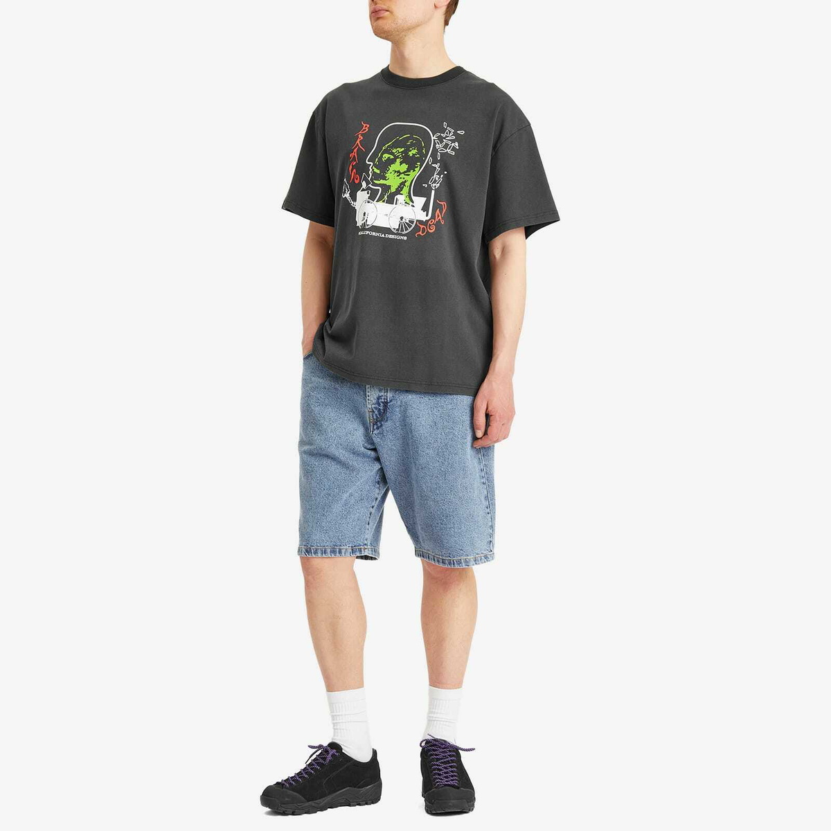 トップス BRAIN DEAD ALIEN TRACTOR T-SHIRT S Alien Tractor T-shirt - Washed Black – Brain Dead