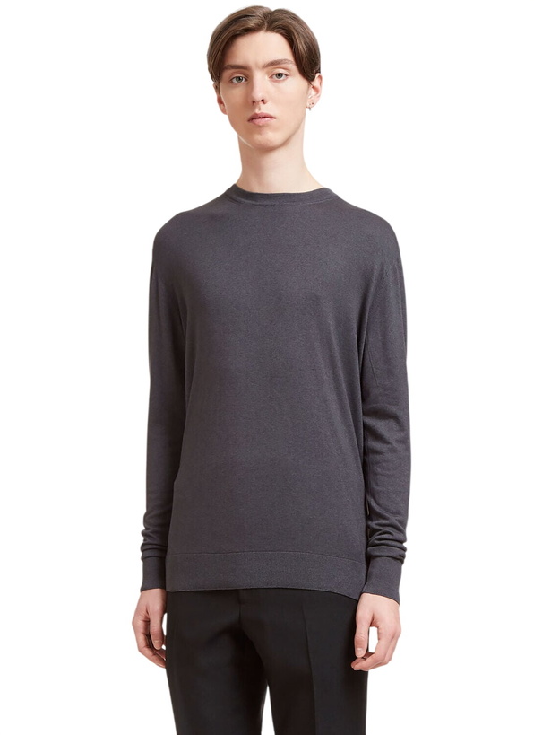 Photo: Aiezen Crew Neck Long Sleeved Top