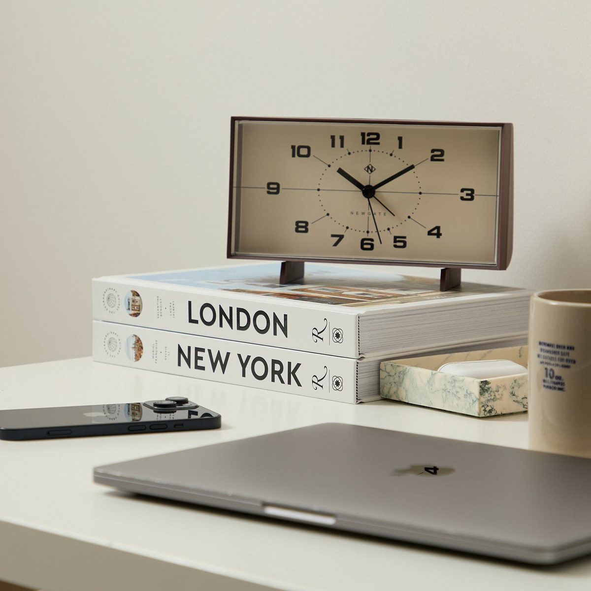 Rizzoli The Extraordinary Guide: London in Valentine Benoist/Laura Jalbert 