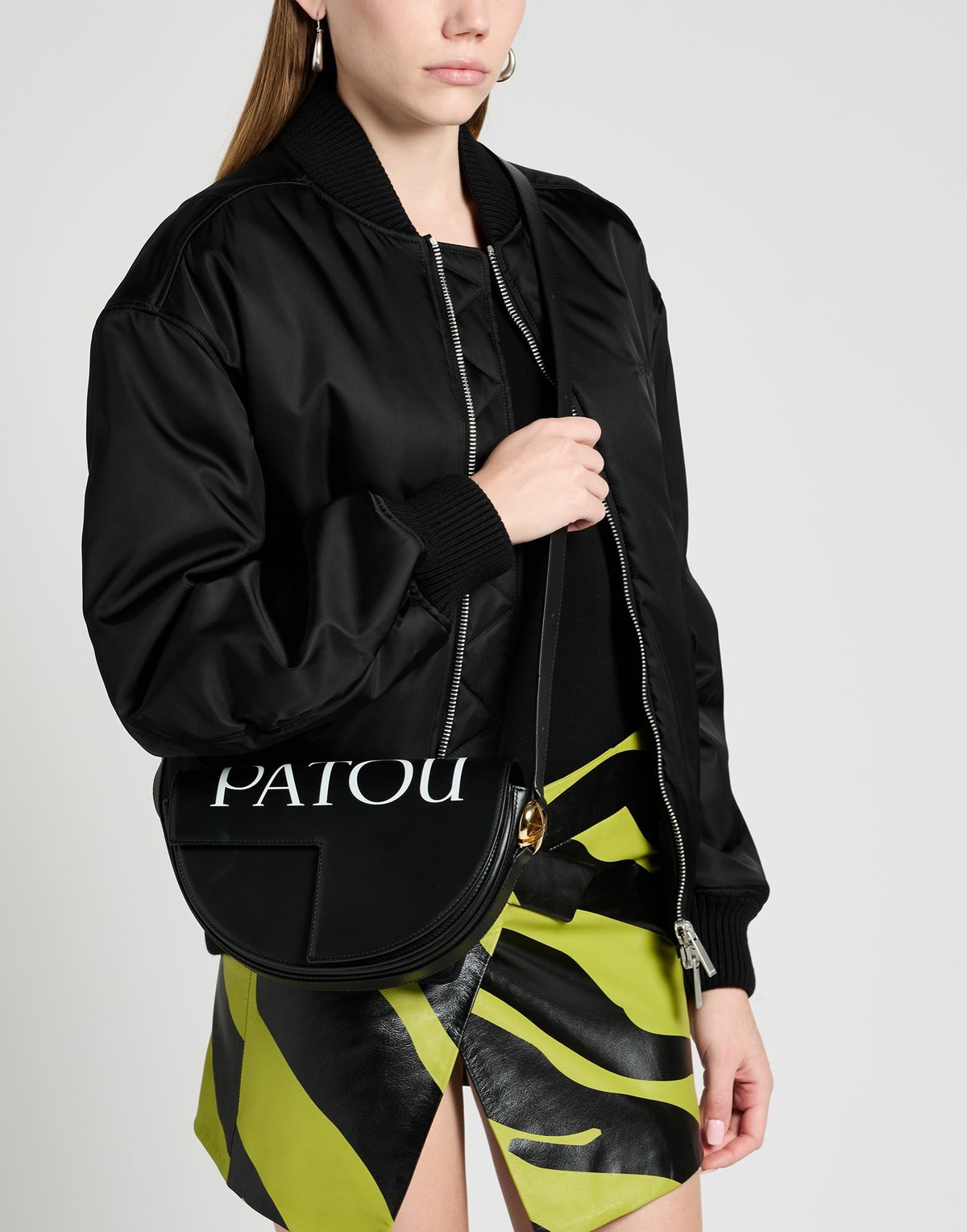 Patou Womens Cross-body bag in Black