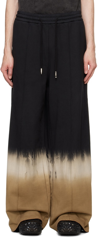 Photo: Feng Chen Wang Black Tie-Dye Sweatpants