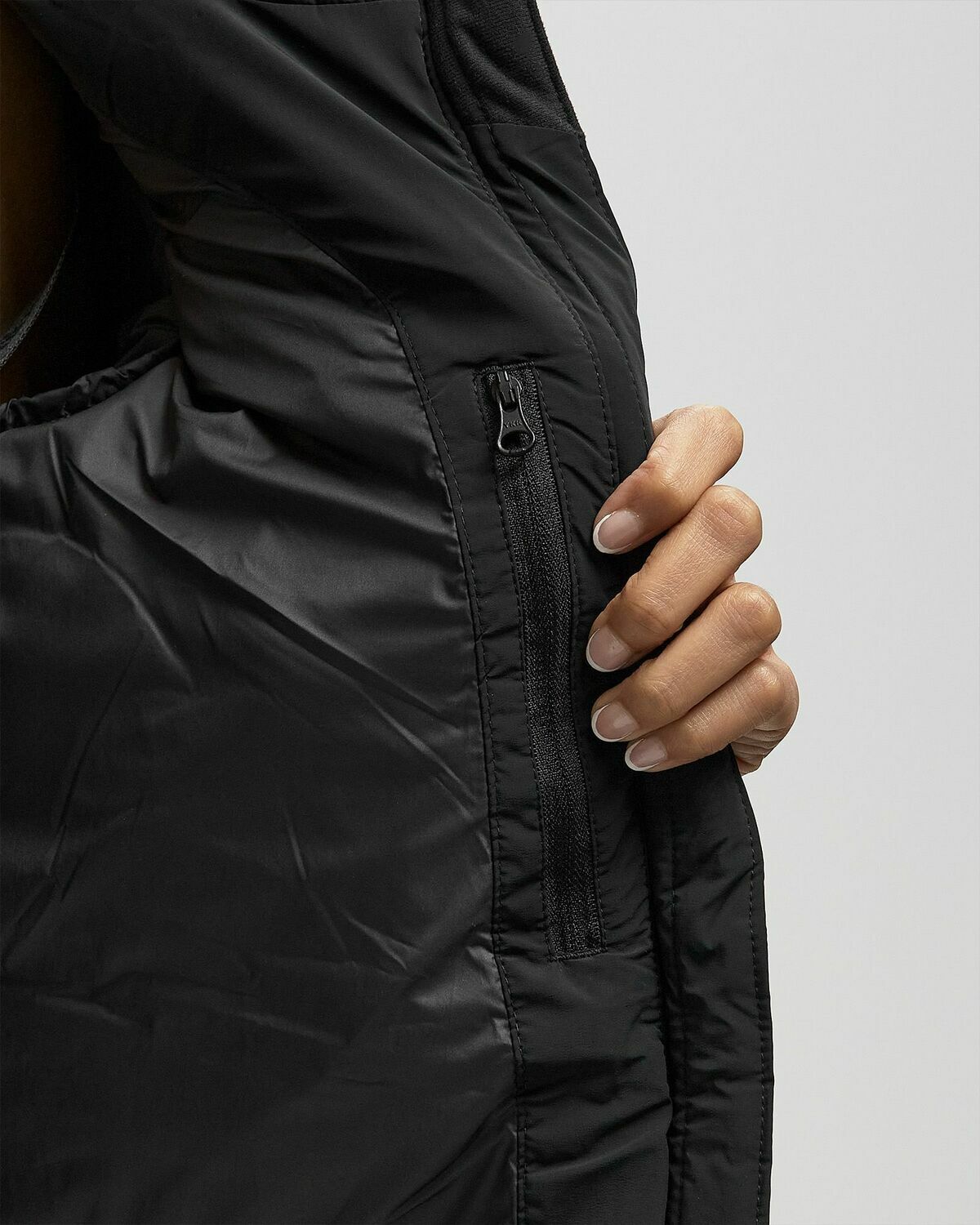 Columbia Amaze Puff™ Mid Hooded Jacket Black Womens Down & Puffer Jacket