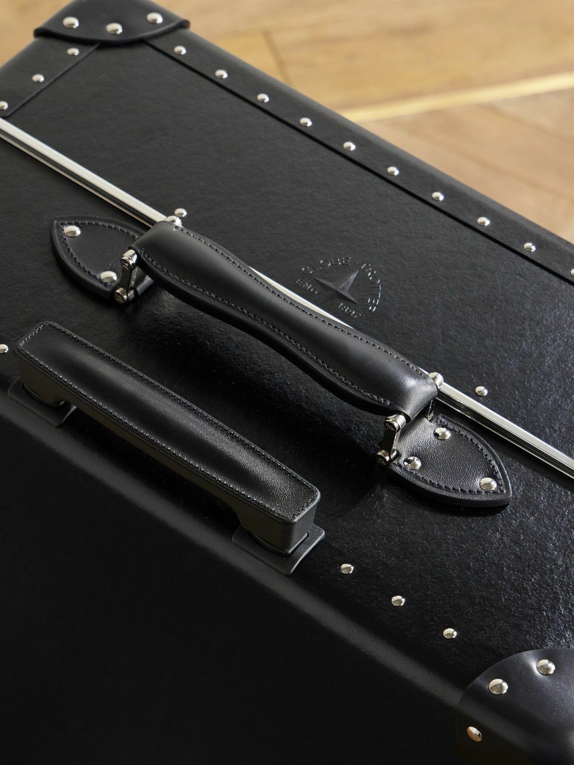 Globe-Trotter - Metropolis Leather-Trimmed Suitcase
