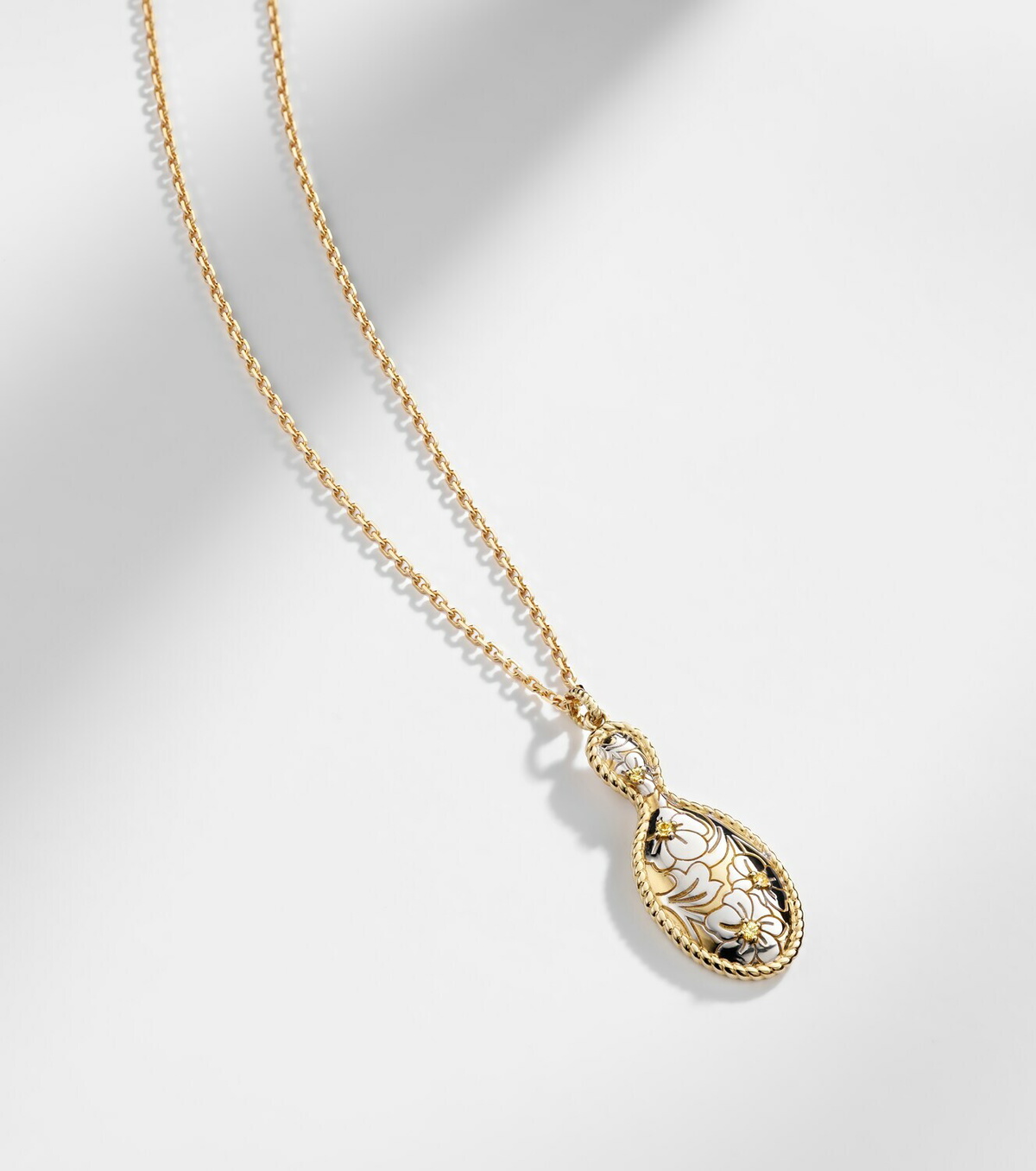 Yvonne Léon Joli Miroir 18kt and 9kt gold pendant necklace with citrines