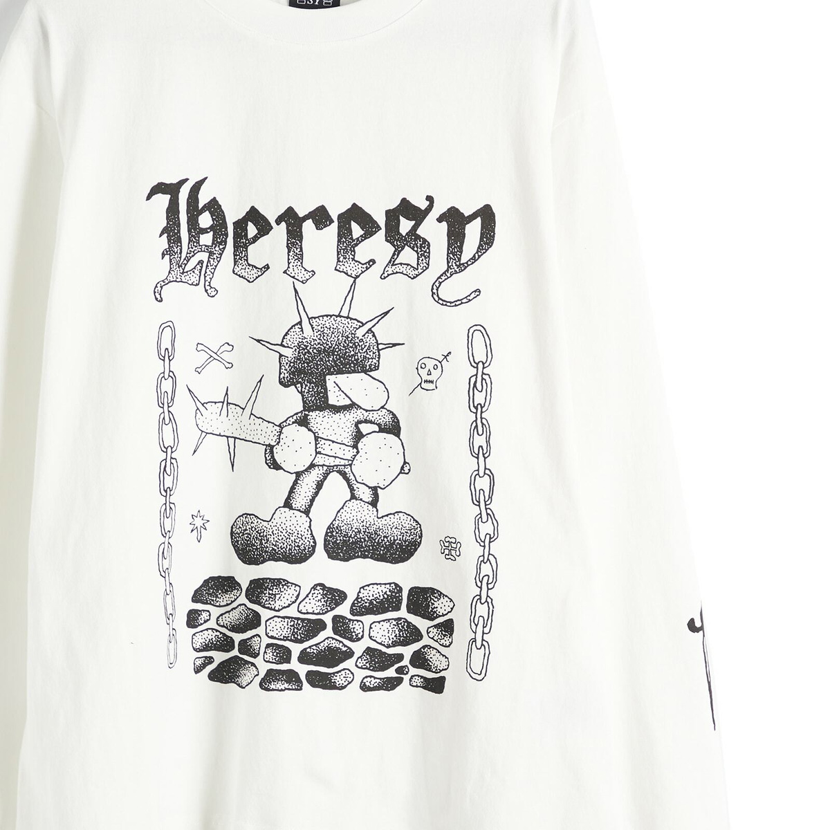 Heresy Fightin' Longsleeve T-Shirt in Ecru