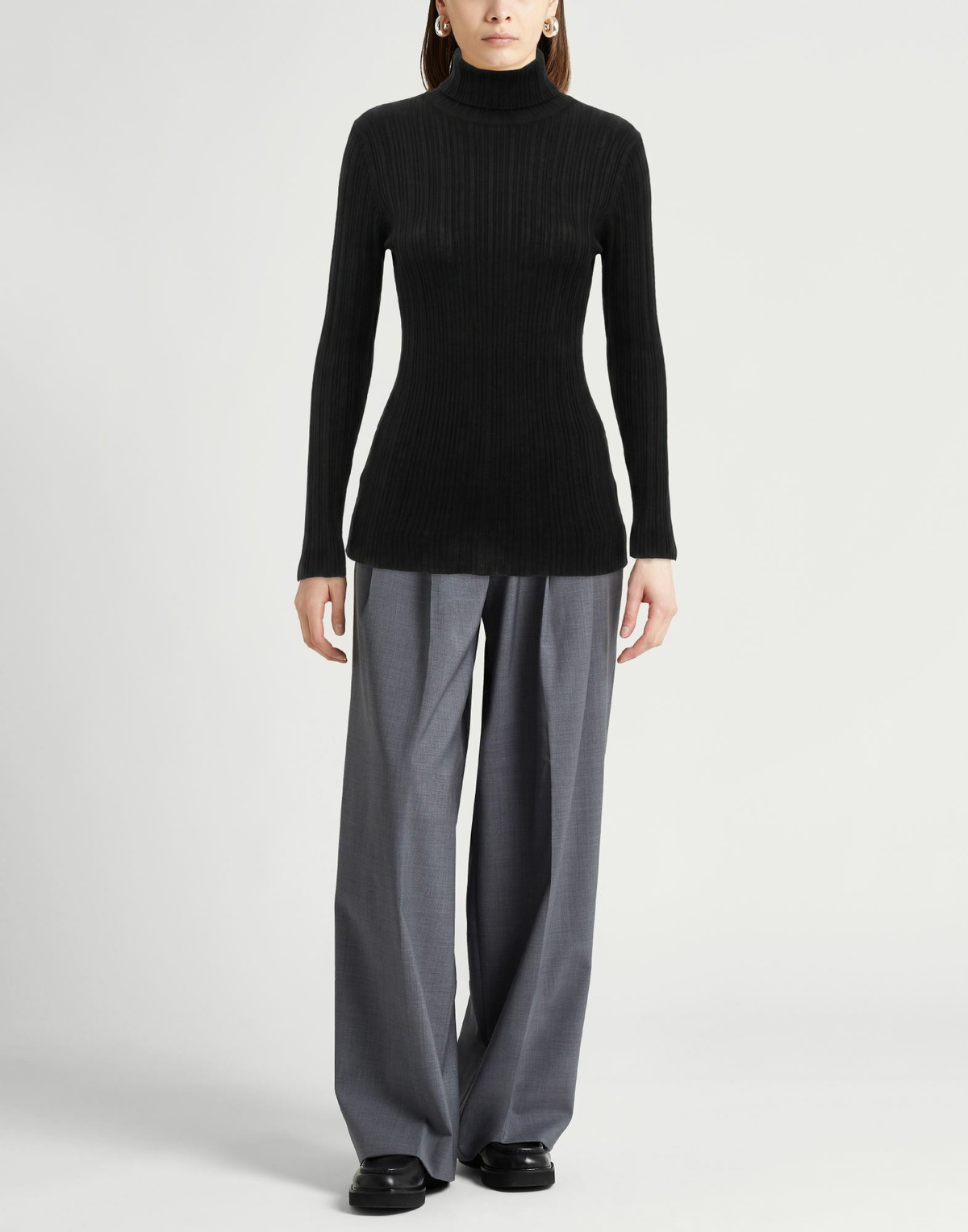 Agnona Womens Turtleneck in Black
