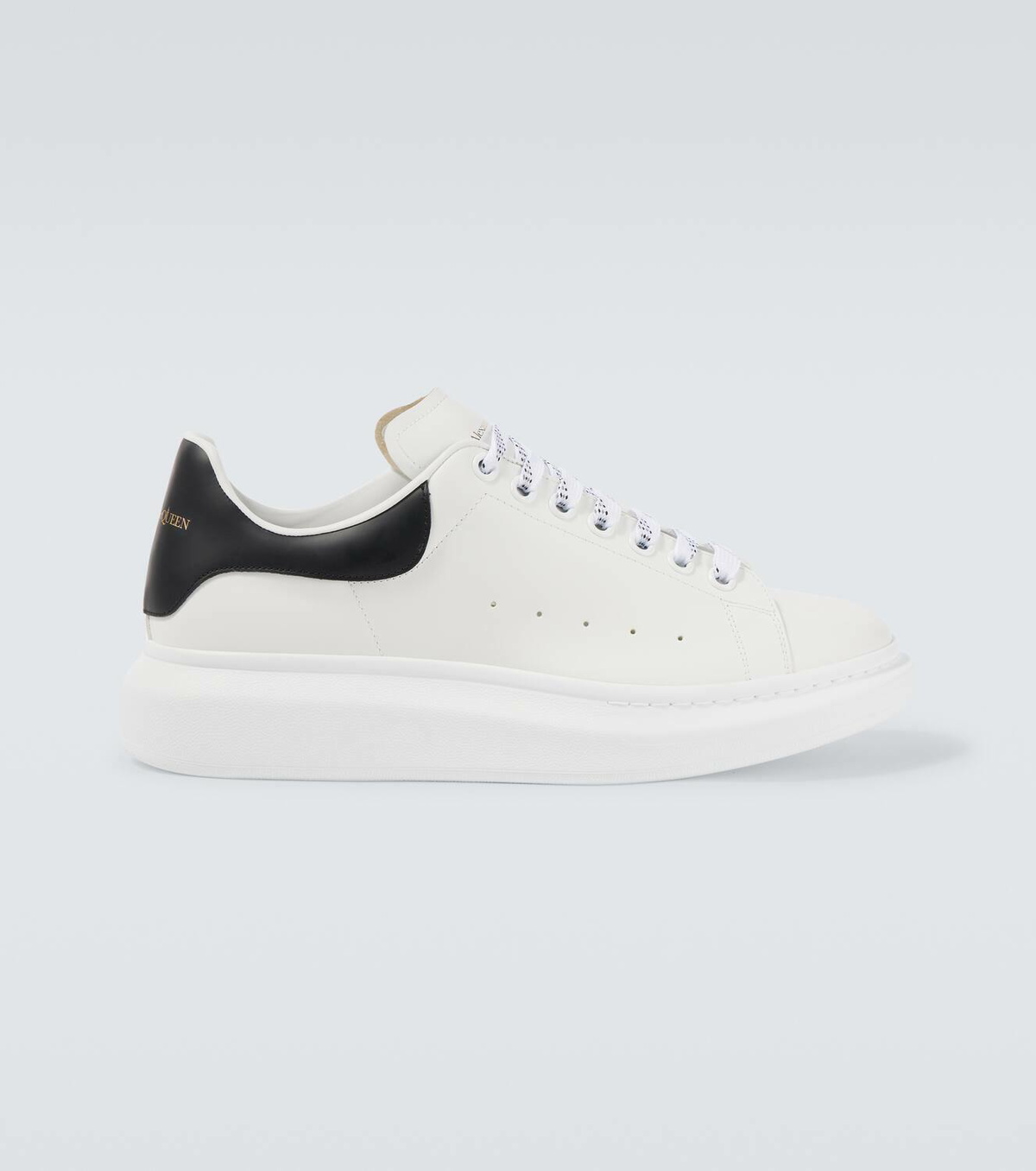スニーカー ALEXANDER MCQUEEN Oversize leather sneakers Alexander McQueen Oversized Sneakers | Black | FARFETCH