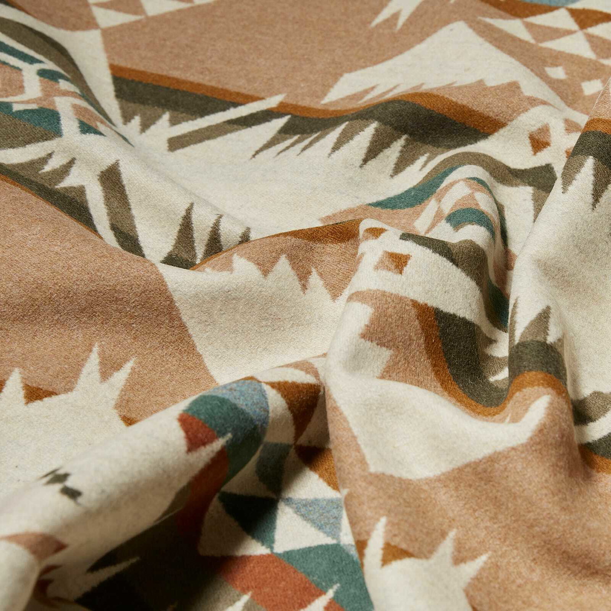 Pendleton Jacquard Saddle Blanket in Nehalem Natural 
