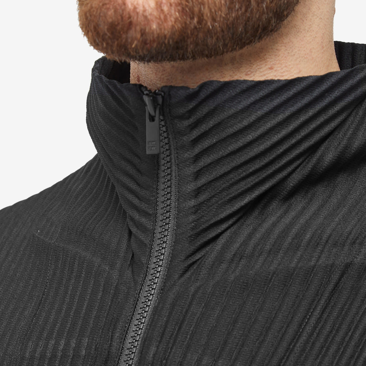 Homme Plissé Issey Miyake Men's Zip Up Cardigan in Black Homme