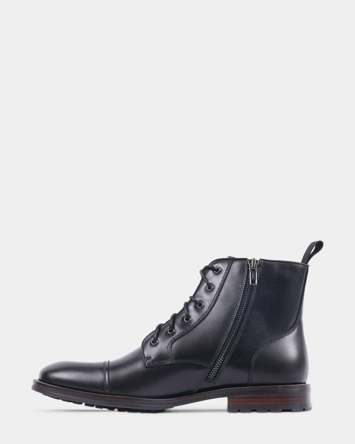 Steve Madden Decanto Boots in Black